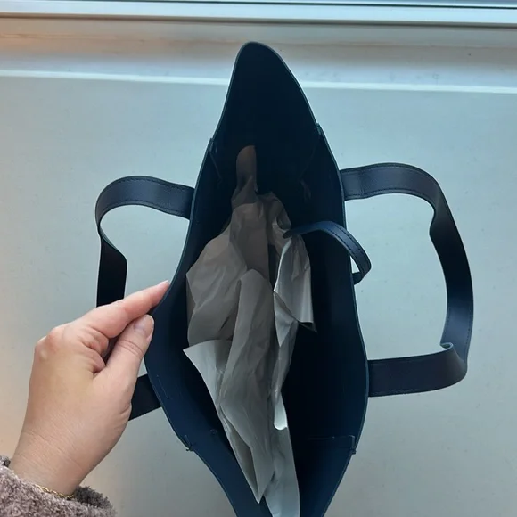 Brand new faux leather bag - Picture 3 of 3